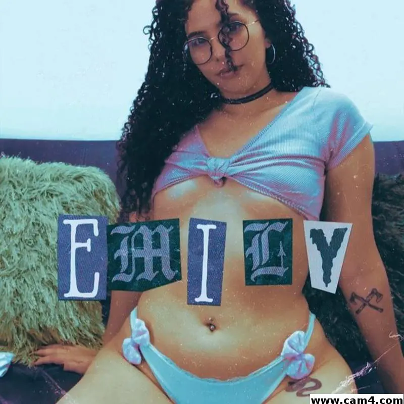 Emily_Gray1 image 0